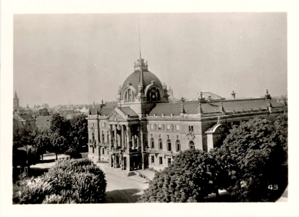 Le Palais du Rhin dans les années 1950