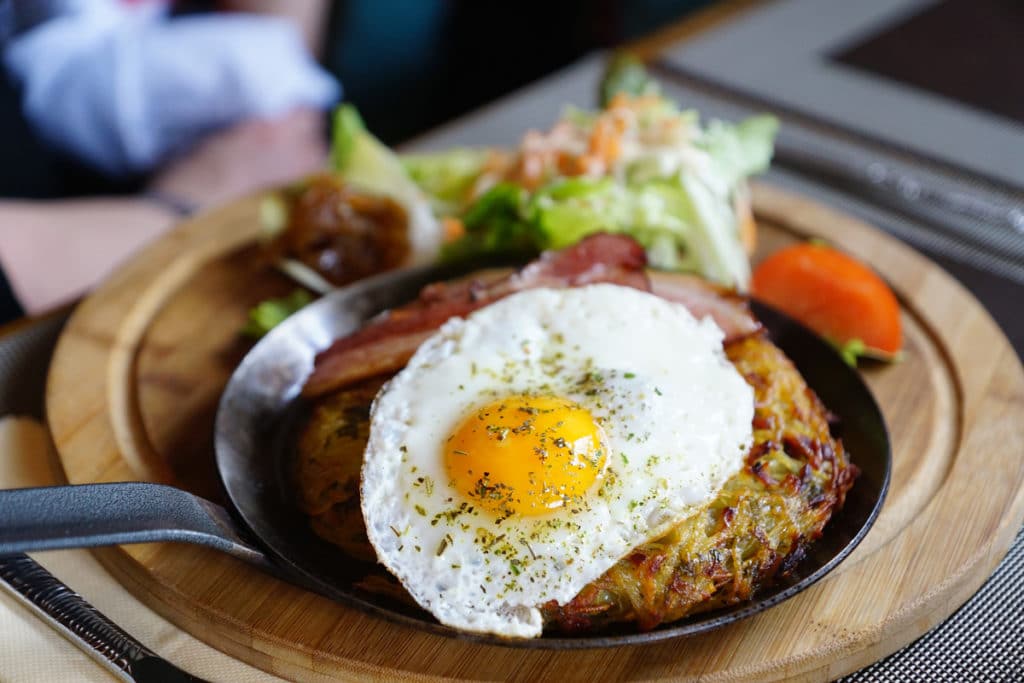 Rösti au lard et à l'oeuf à l'auberge du Langenberg