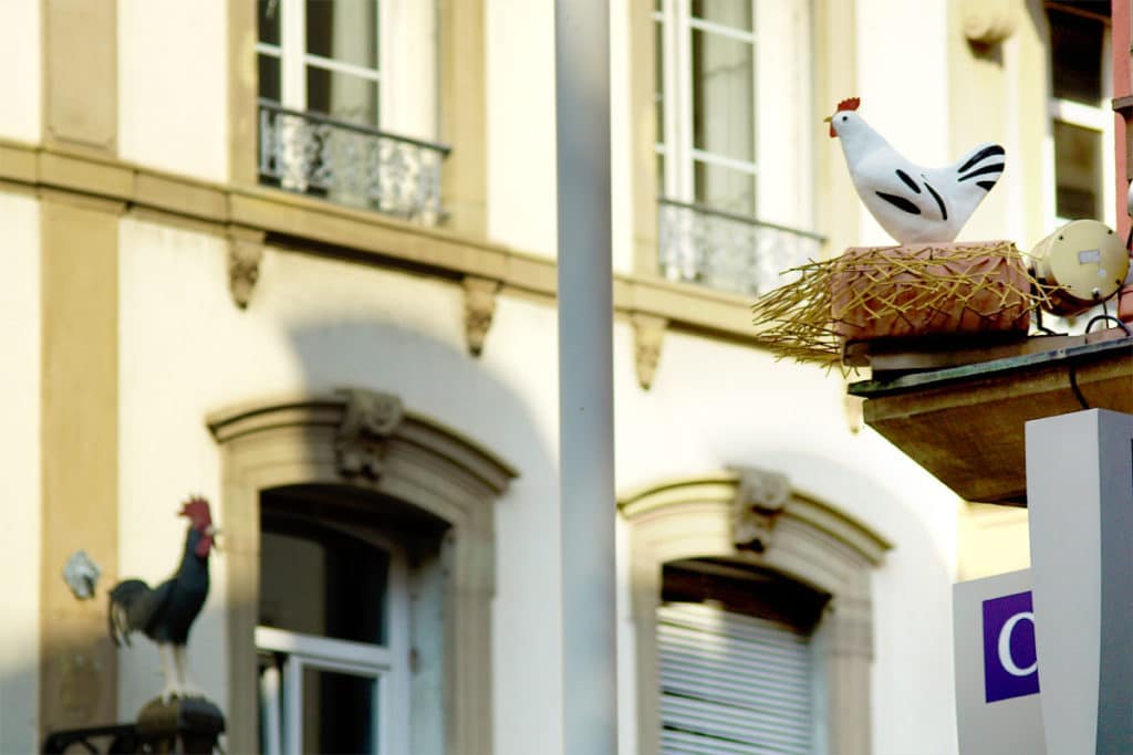 La poule rue de la Nuée Bleue à Strasbourg