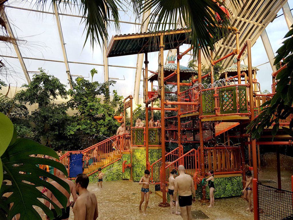 Jeux Piscine Center Parcs Trois Forets