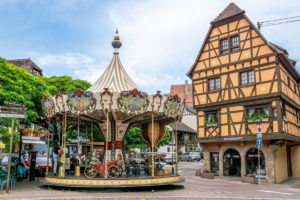 Manège et maison à colombages à Obernai en Alsace