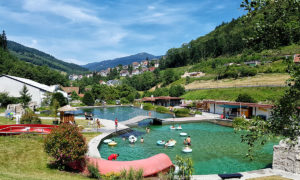 Baignade dans la piscine naturelle d’Ottenhöfen