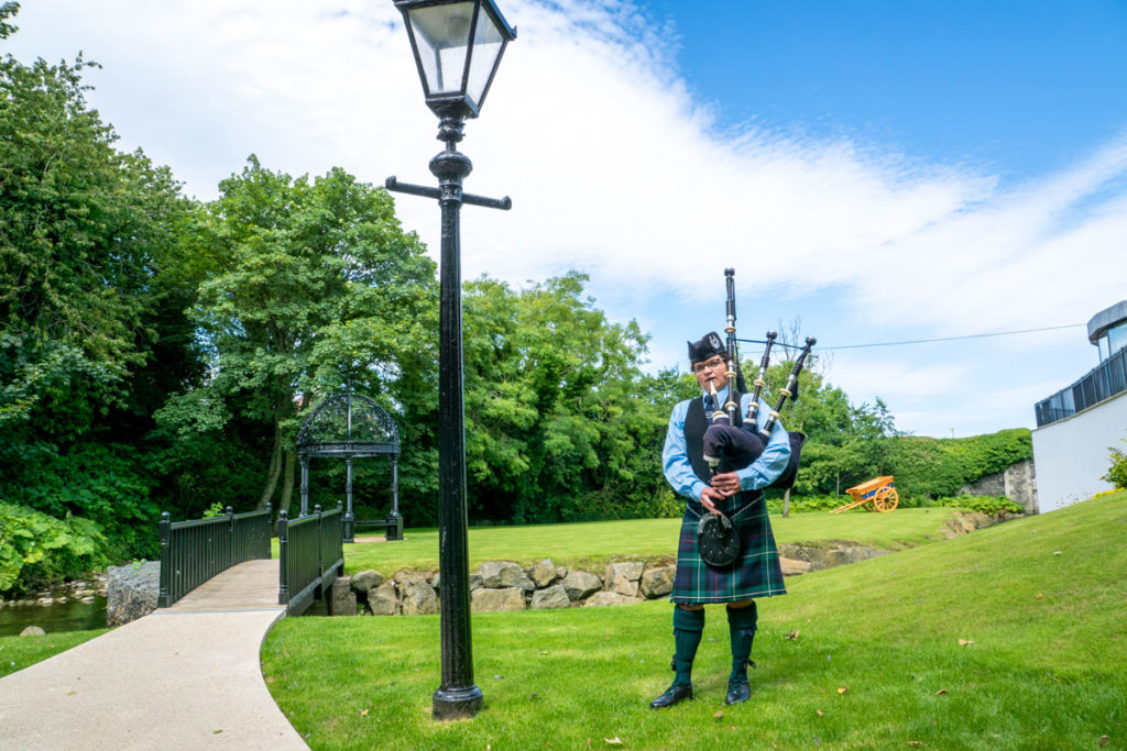 Cornemuse à un mariage en Irlande du Nord