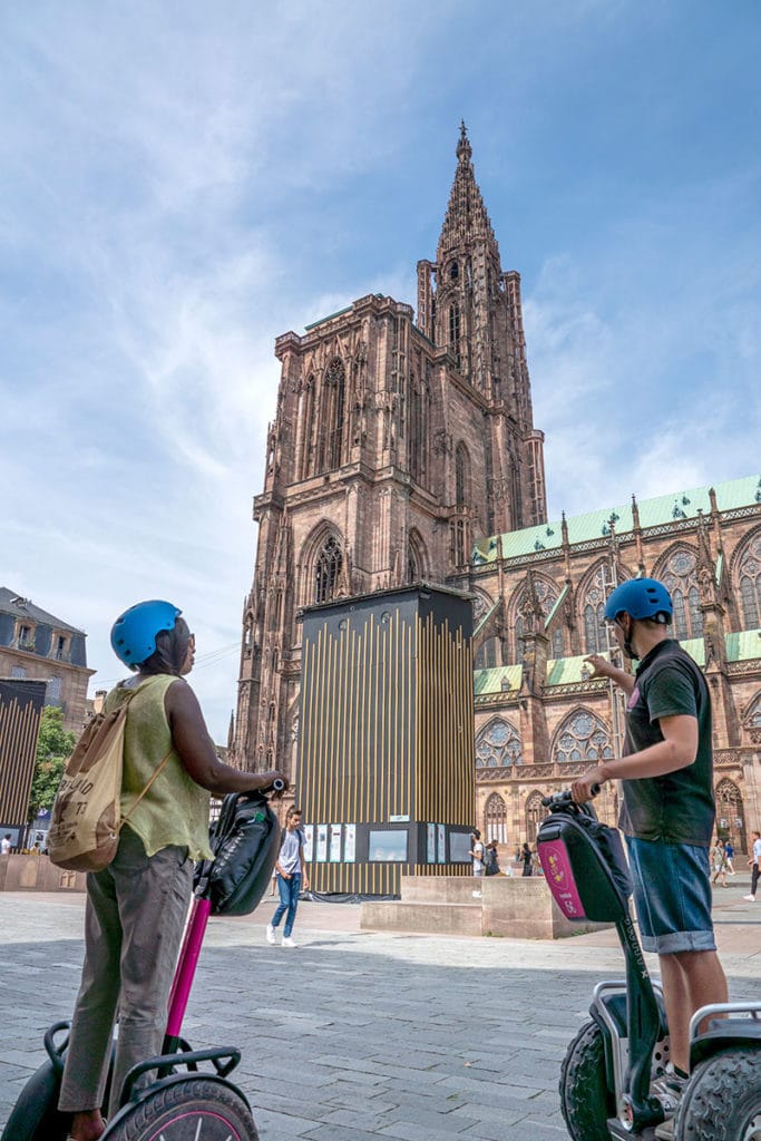 Balade en segway devant la Cathédrale de Strasbourg