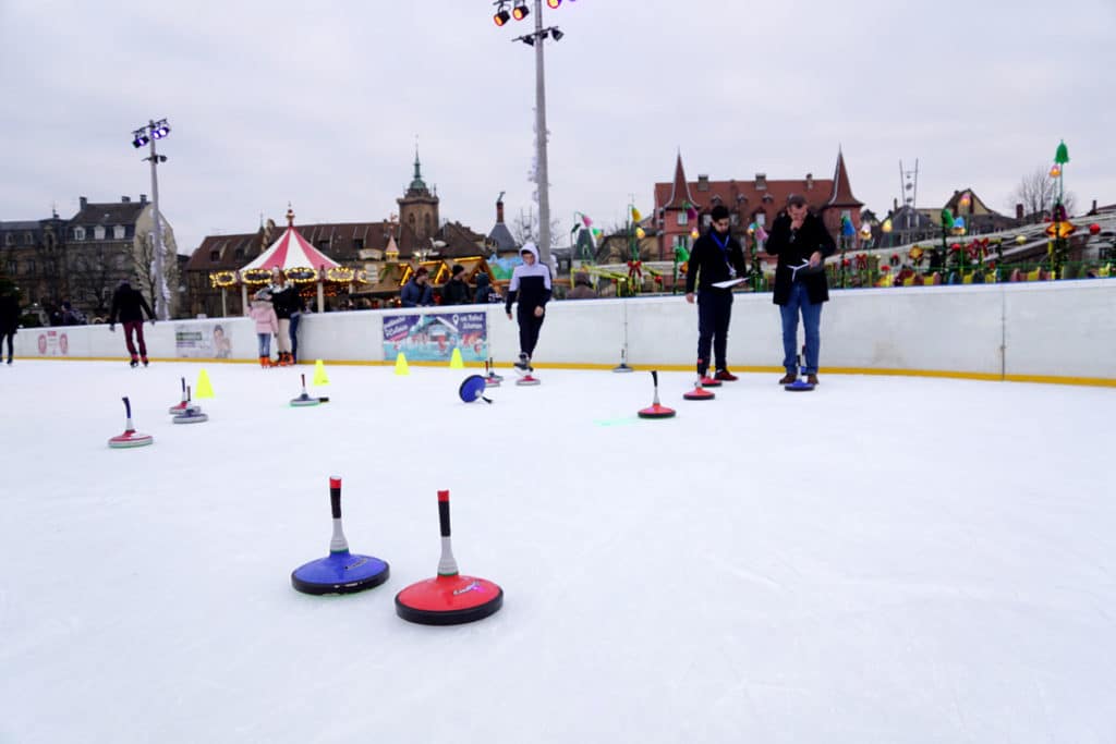 Eisstock sur la patinoire de Colmar