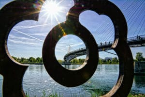 La passerelle Mimram au Jardin des Deux-Rives