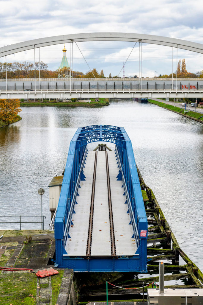 Le Pont Tournant Ferroviaire à l'entrée du Port Autonome de Strasbourg