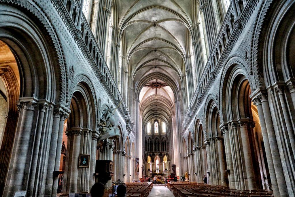 Intérieur de la cathédrale de Bayeux