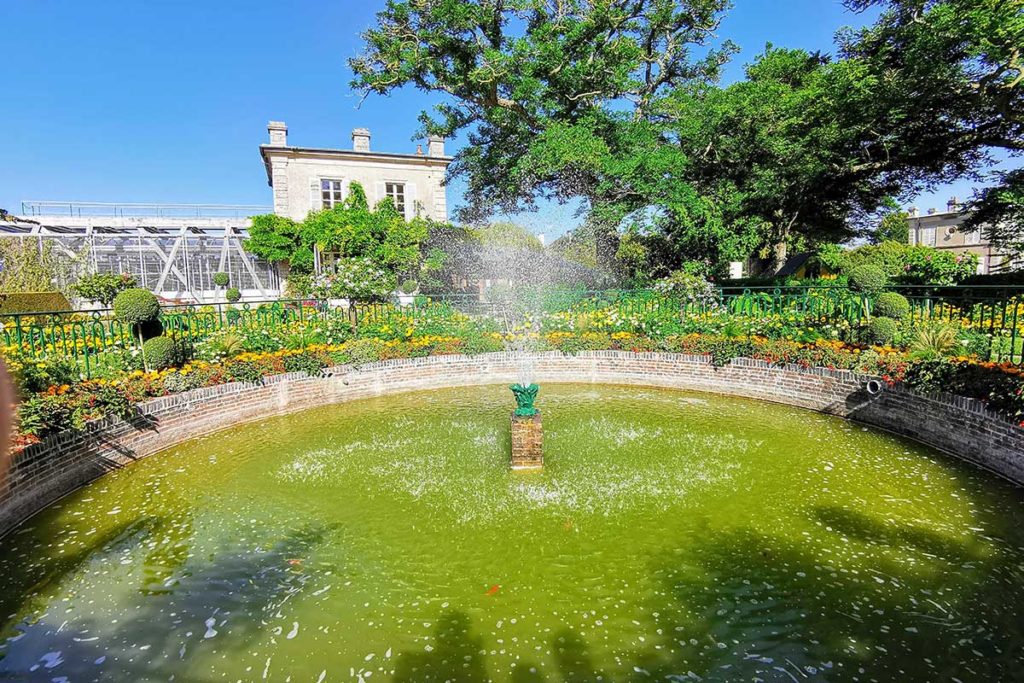 Le bassin du jardin botanique de Bayeux