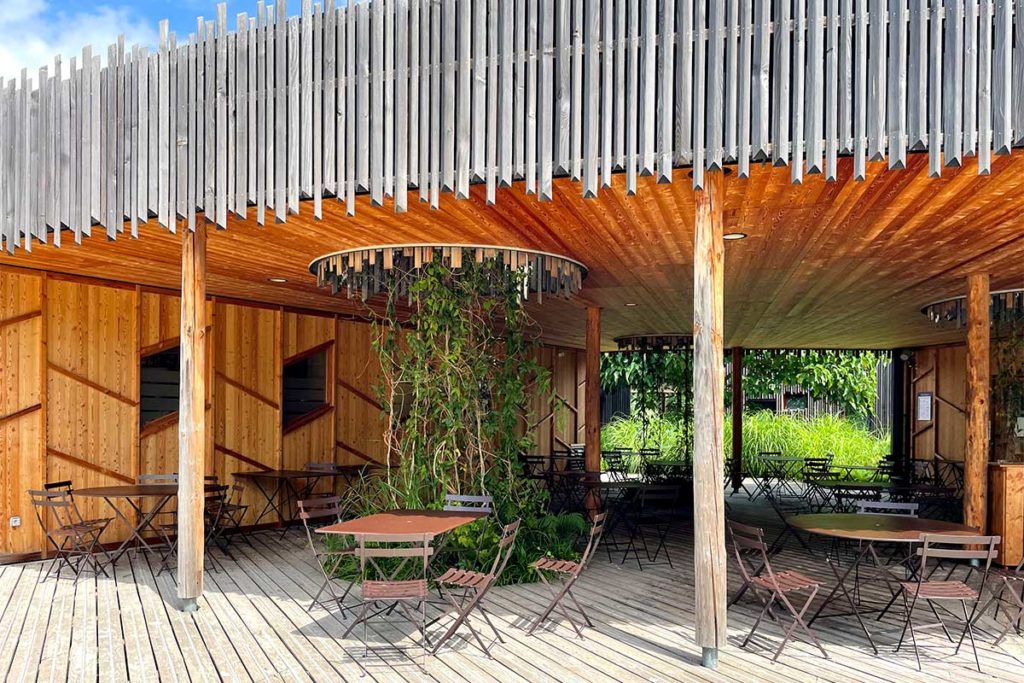 Terrasse du bar du camping de Strasbourg