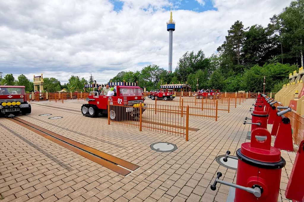 Eteindre l'incendie à Pyramid Rallye à Legoland Allemagne