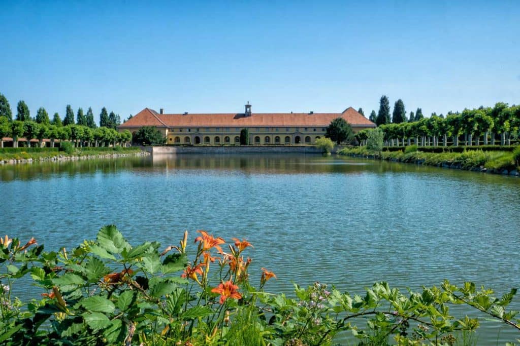 Le cimetière nord de Strasbourg et sa pièce d'eau