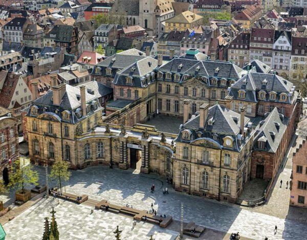 Le Palais Rohan de Strasbourg : un joyau architectural et culturel