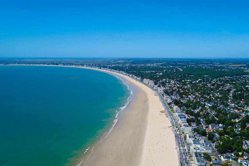 La longue plage de La Baule