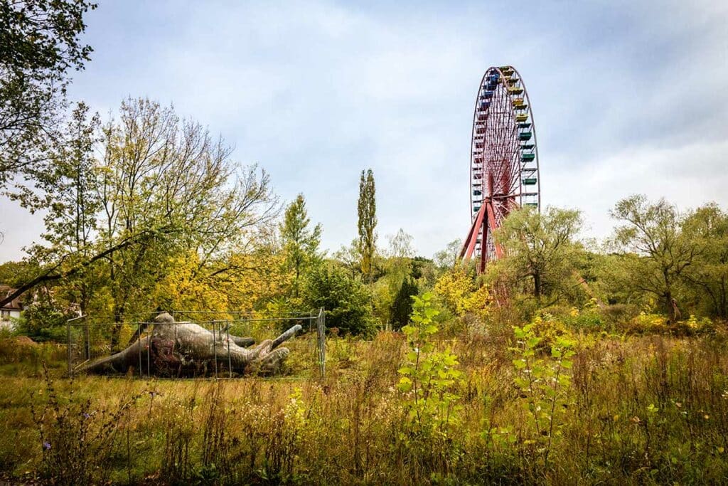 Spreepark, le parc d'attraction abandonné