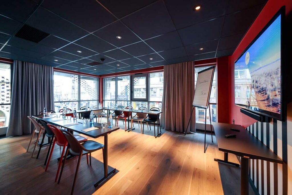 salle de réunion pour séminaire à l'hôtel BOMA
